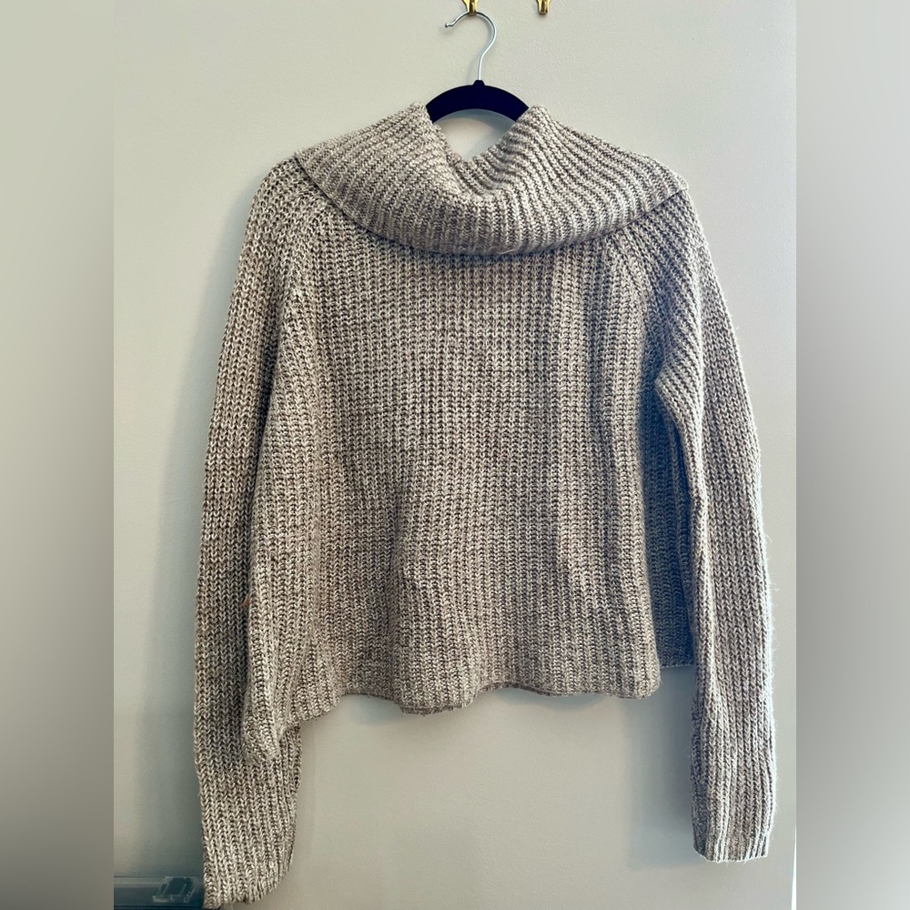 WESSINO XL/Tan Sweater